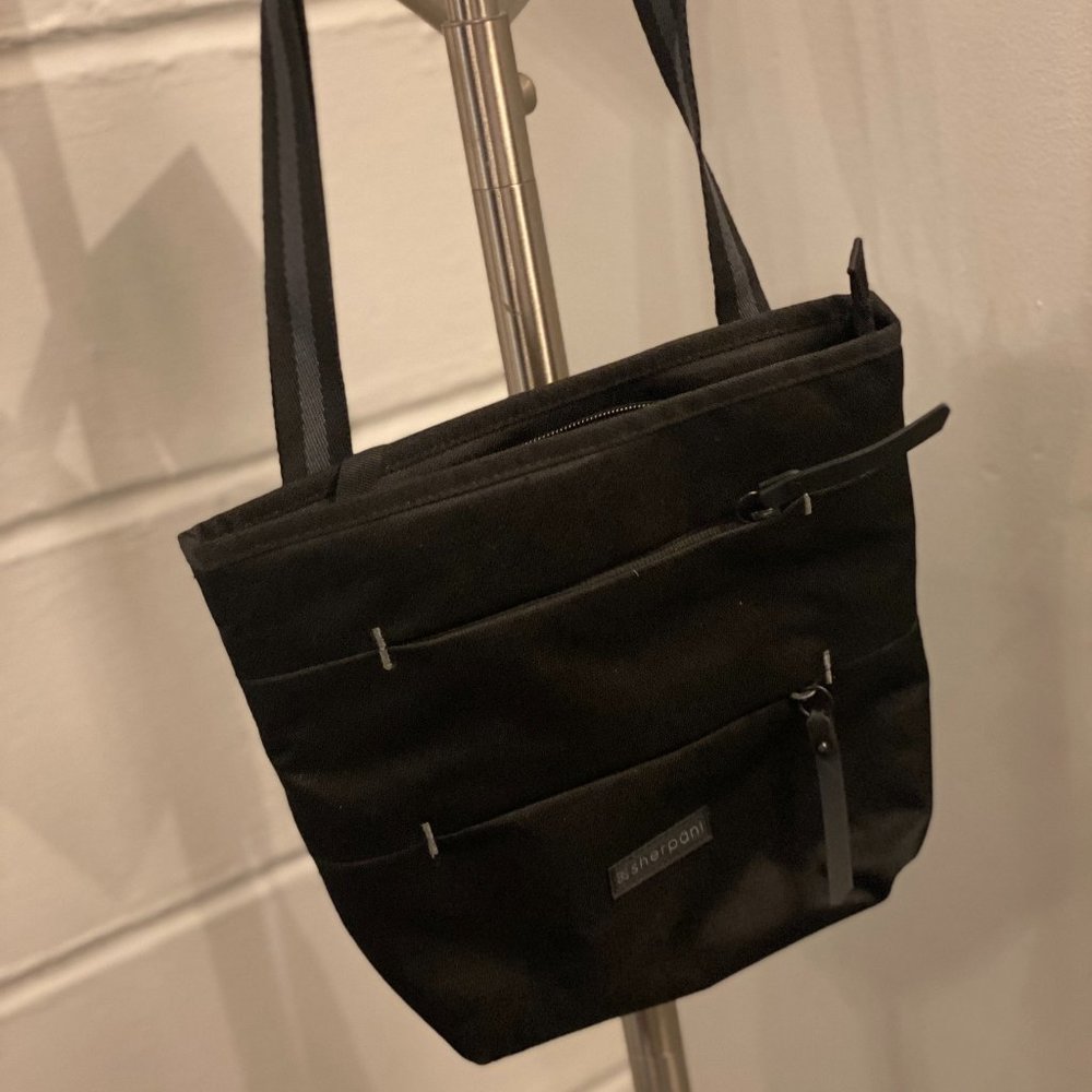 SADIE Sherpani Crossbody